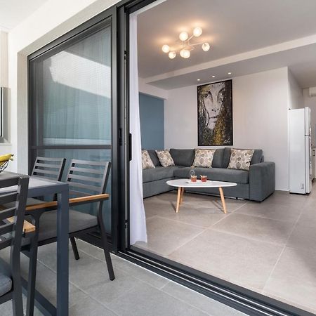 Sky Luxury Suites Sarti Exteriör bild
