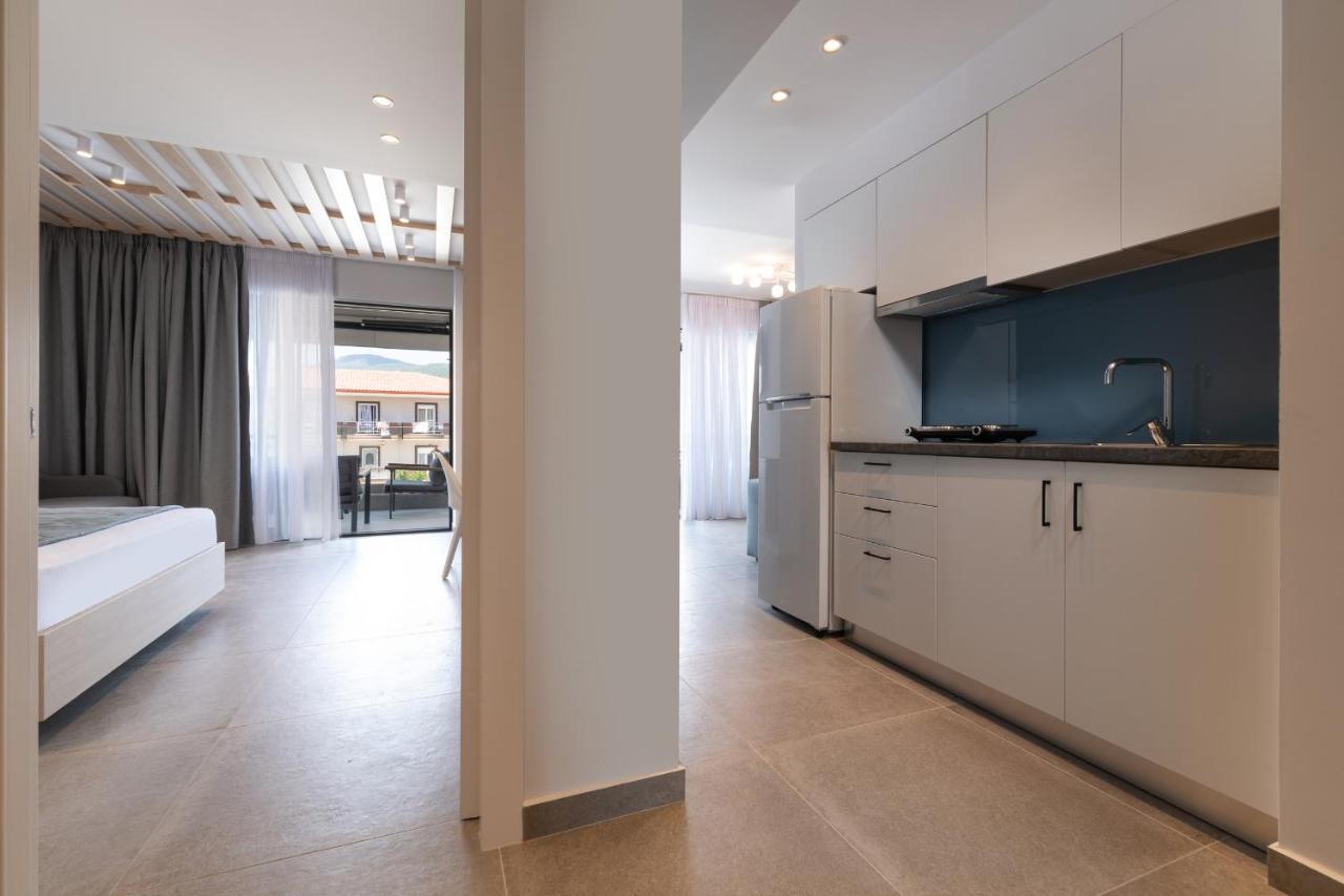 Sky Luxury Suites Sarti Exteriör bild